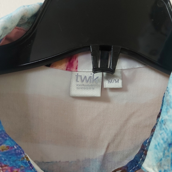 Elegant top - Picture 3 of 7